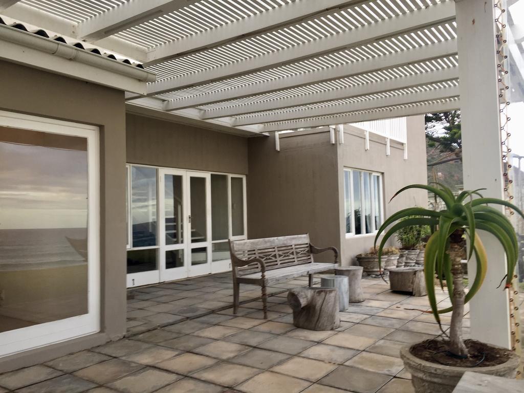 The Beach House - * Glentana